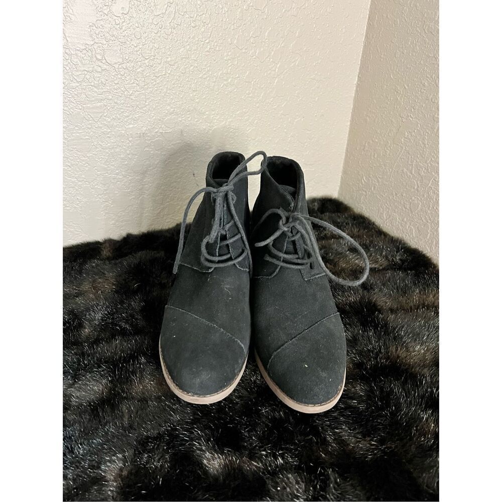 Women's Boots Wedge Black Suede Size 7.5 TOMS Hyde